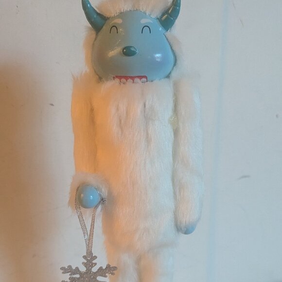 NWT 16" Yeti Nutcracker Bigfoot Furry Christmas Holiday Decor Michael's Ashland - Picture 1 of 13